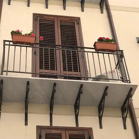 Reginella 3*
